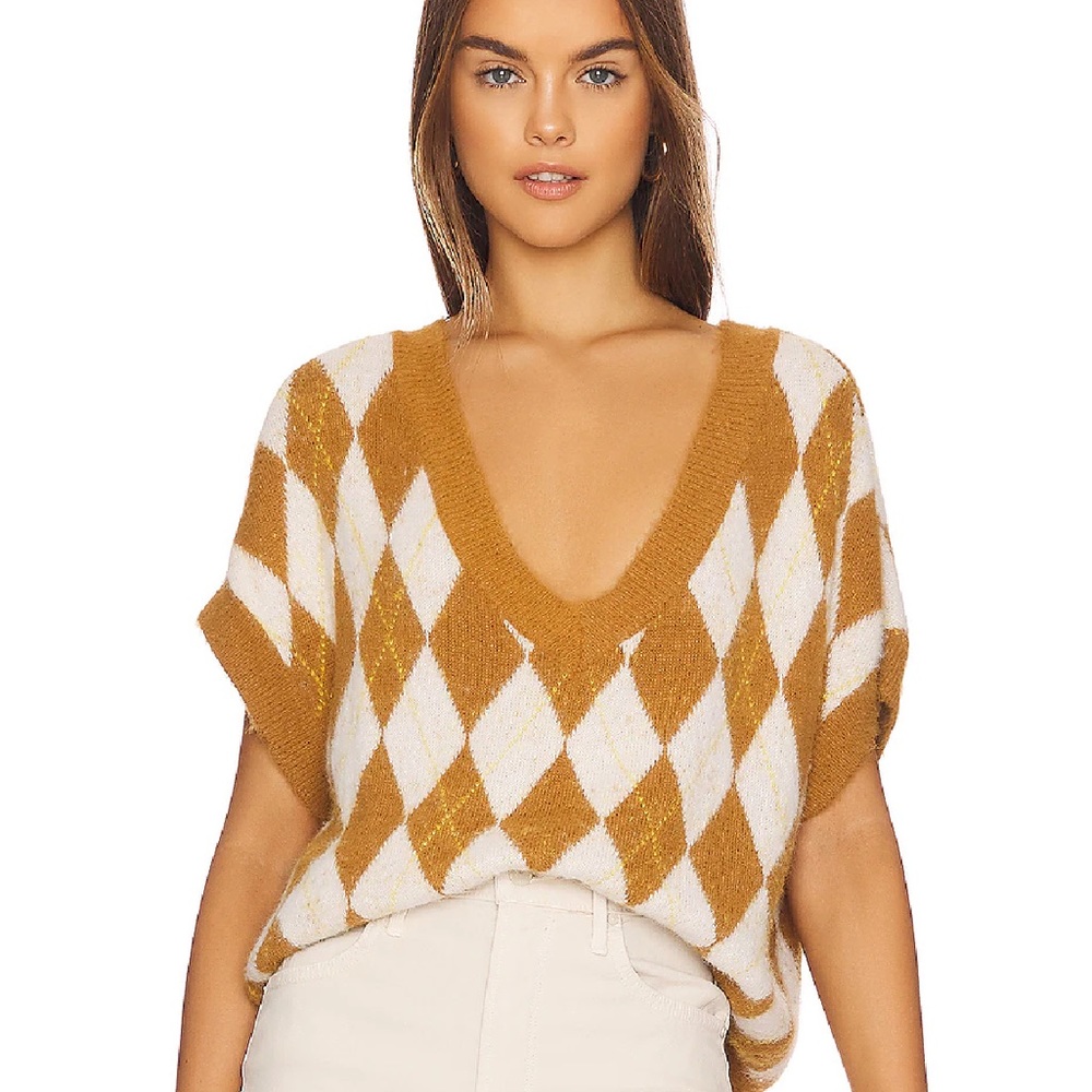 FP THROUGH THE MOTION ARGYLE SWEATER VEST (S)